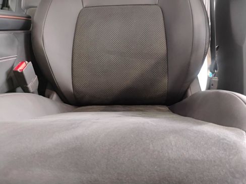 Used 2024 Nissan Ariya AWD image 47