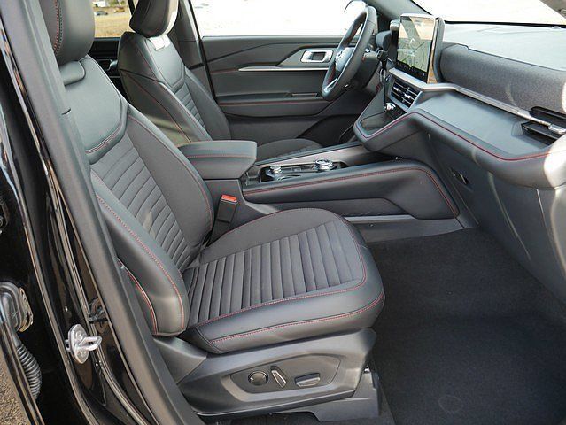 New 2026 Ford Explorer ST-Line w/ ST-Line Street Pack AWD/4WD image 34