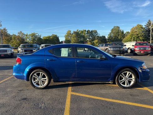 Used 2012 Dodge Avenger SE image 5