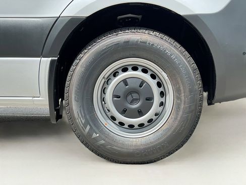 New 2025 Mercedes-Benz Sprinter 2500 image 24