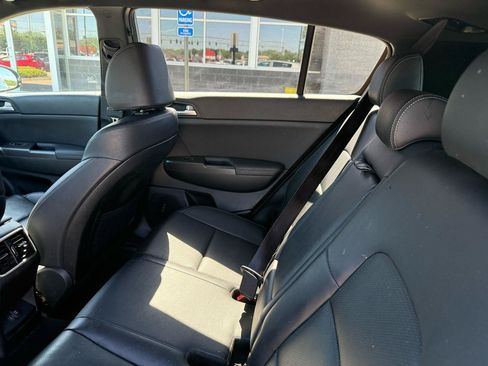 Used 2020 Kia Sportage S w/ S Sunroof Package AWD/4WD image 8