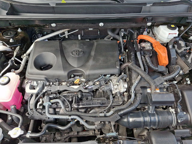 Used 2023 Toyota RAV4 LE AWD/4WD image 26