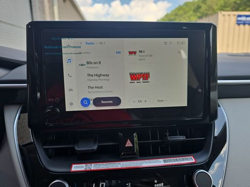 New 2026 Toyota Corolla LE FWD image 19