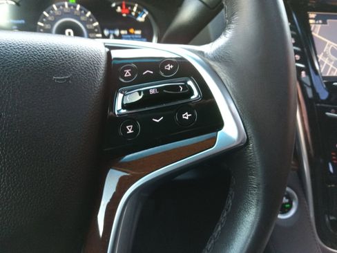 Used 2020 Cadillac Escalade Luxury w/ LPO, Radiant Package image 19