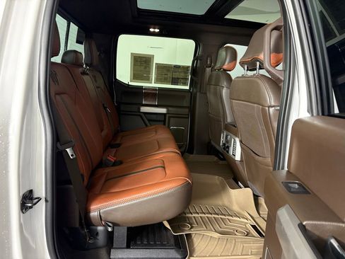 Certified 2019 Ford F250 King Ranch w/ King Ranch Ultimate Package AWD/4WD image 35