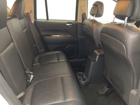 Used 2016 Jeep Compass High Altitude AWD/4WD image 19