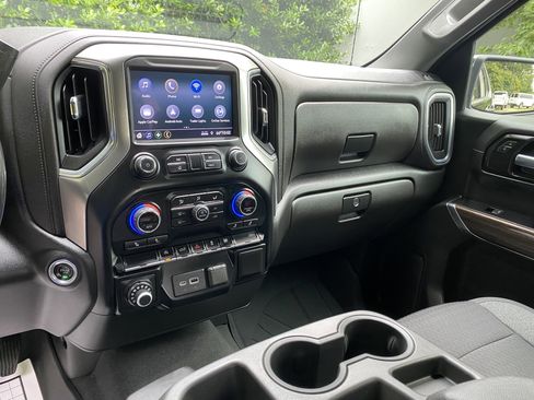 Used 2022 Chevrolet Silverado 1500 LT w/ Bed Protection Package RWD image 24