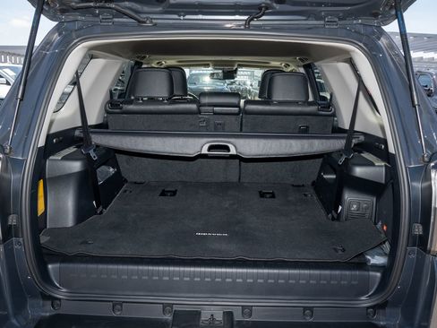 Used 2024 Toyota 4Runner Limited AWD/4WD image 9
