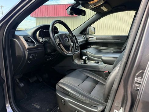 Used 2014 Jeep Grand Cherokee Limited w/ Trailer Tow Group IV AWD/4WD image 5