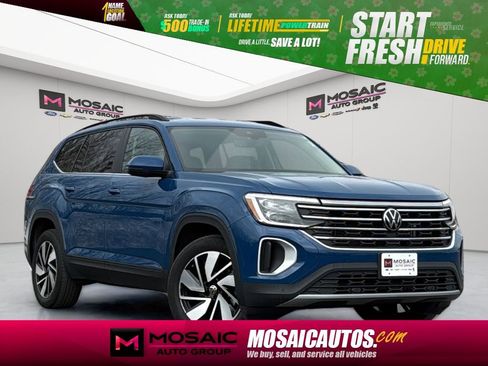 Used 2025 Volkswagen Atlas SE image 1