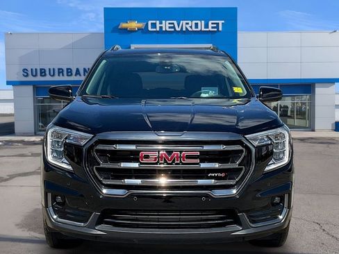 Used 2024 GMC Terrain AT4 w/ Tech Package AWD/4WD image 3