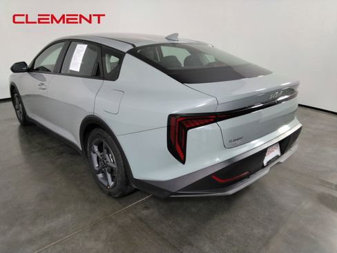 Used 2025 Kia K4 FWD image 7