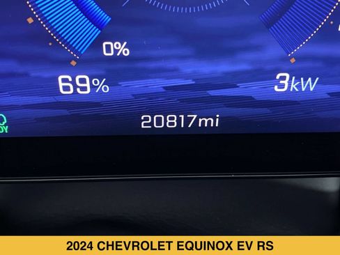 Certified 2024 Chevrolet Equinox EV RS AWD/4WD image 4