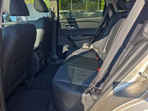 New 2026 Nissan Rogue Platinum w/ Platinum Premium Package image 40