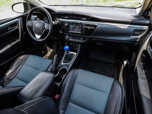Used 2014 Toyota Corolla S FWD image 28