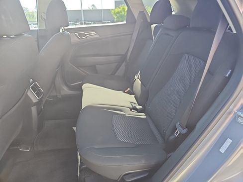 Used 2025 Kia Sportage LX FWD image 15