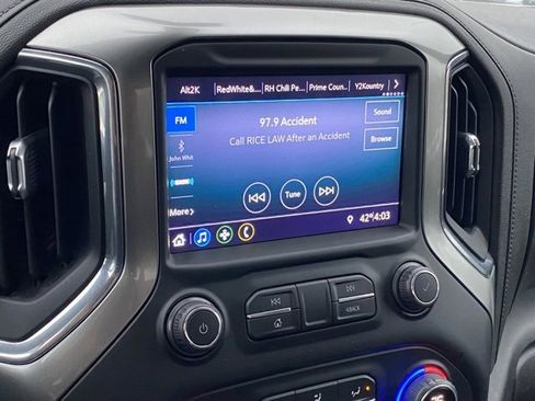 Used 2021 Chevrolet Silverado 2500 LT w/ Convenience Package image 32