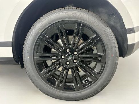 Used 2026 Land Rover Range Rover Evoque S AWD/4WD image 29