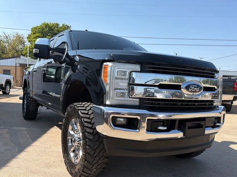Used 2018 Ford F250 King Ranch w/ King Ranch Ultimate Package AWD/4WD image 4