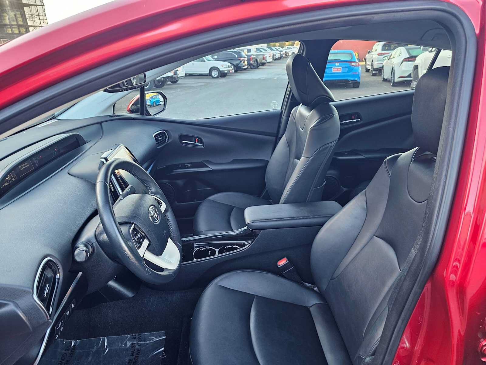 Used 2017 Toyota Prius Prime Advanced FWD image 21