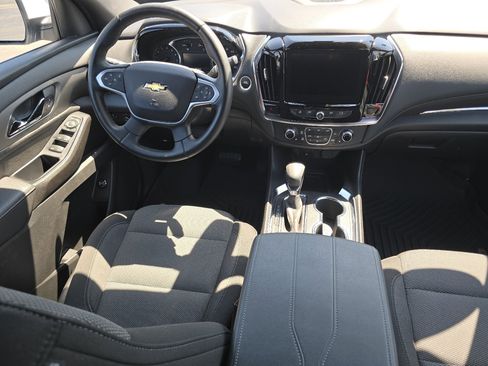 Used 2023 Chevrolet Traverse LT FWD image 31