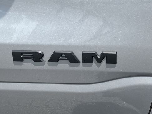 Used 2025 RAM 1500 Big Horn AWD/4WD image 7