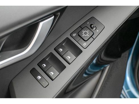 New 2026 Kia Niro Wind w/ Wind Preserve Package FWD image 16
