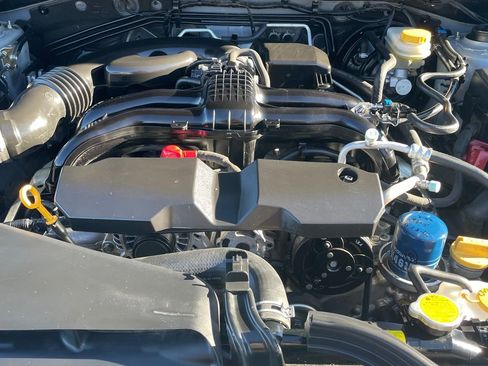 Used 2017 Subaru Crosstrek 2.0i Limited w/ Popular Package #2 image 20