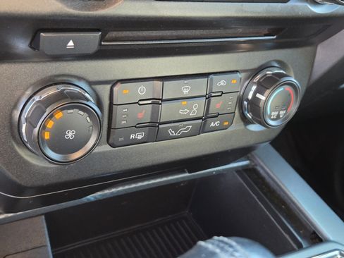 Certified 2018 Ford F150 XLT w/ Equipment Group 302A Luxury image 22