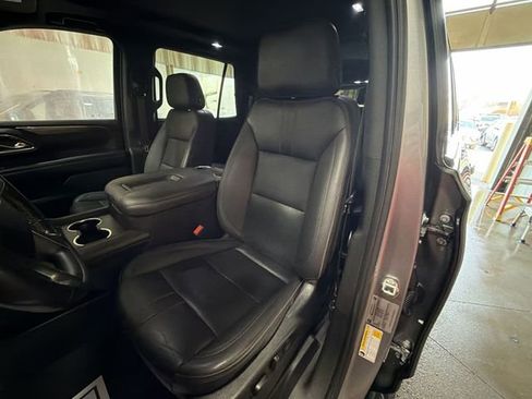 Used 2023 Chevrolet Tahoe RST image 11