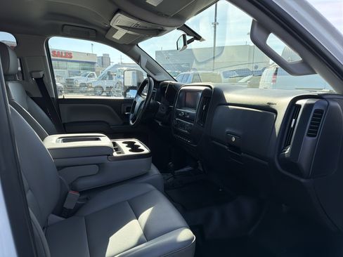 Used 2019 Chevrolet Silverado 2500 W/T w/ WT Convenience Package image 22