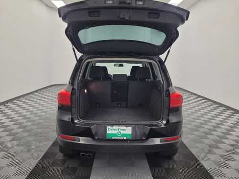Used 2017 Volkswagen Tiguan Limited w/ Premium Package FWD image 29