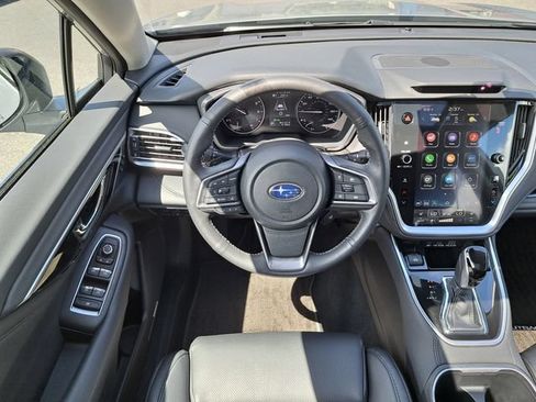 Certified 2025 Subaru Outback Limited AWD/4WD image 3