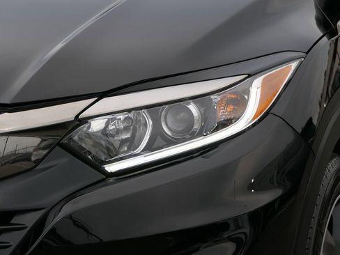 Used 2022 Honda HR-V EX image 8