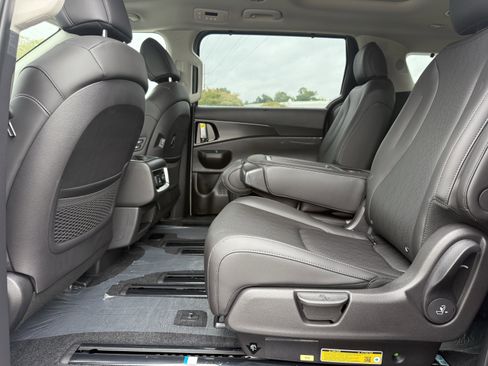 New 2026 Kia Carnival SX Prestige image 15