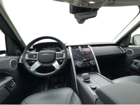 Used 2023 Land Rover Discovery S AWD/4WD image 38