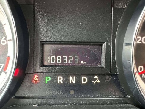 Used 2019 Dodge Grand Caravan SXT FWD image 27