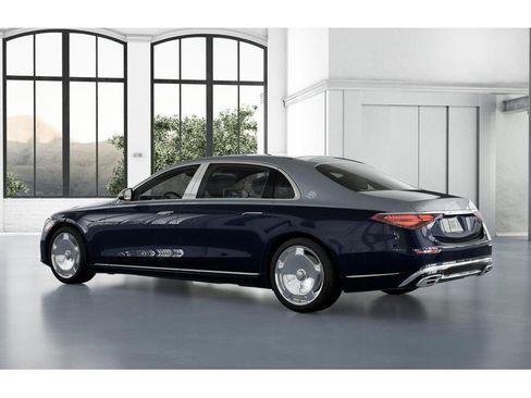 Certified 2024 Mercedes-Benz Maybach S 680 4MATIC image 30