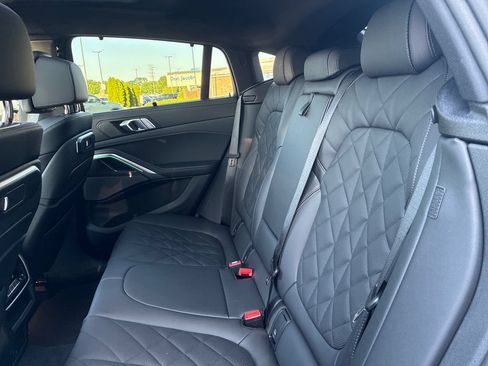 Used 2026 BMW X6 M60i AWD/4WD image 20