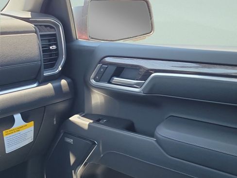 New 2026 Chevrolet Silverado 1500 LTZ w/ LTZ Convenience Package II AWD/4WD image 12