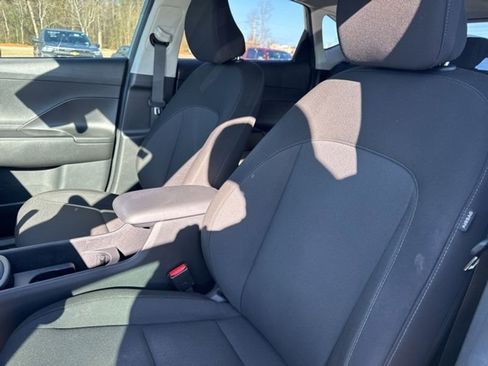 Used 2024 Hyundai Kona SEL image 12