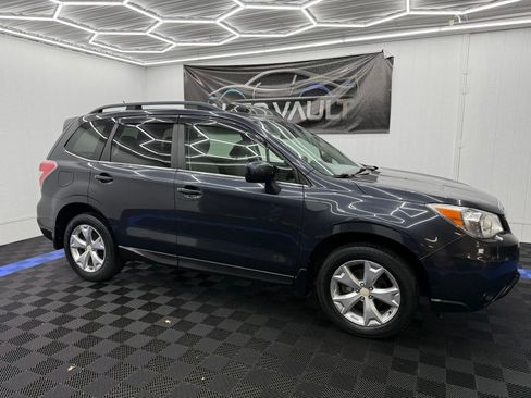 Used 2015 Subaru Forester 2.5i Limited image 2