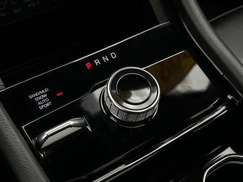 Used 2023 Jeep Grand Cherokee Limited AWD/4WD image 13