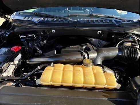 Used 2019 Ford F150 Platinum w/ Equipment Group 701A Luxury image 45