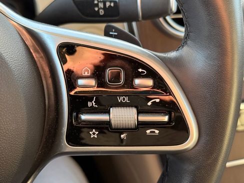 Used 2022 Mercedes-Benz GLC 300 4MATIC image 29