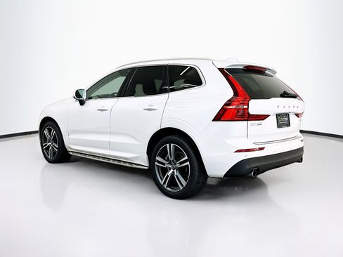 Used 2021 Volvo XC60 T6 Momentum w/ Protection Package Premier AWD/4WD image 5
