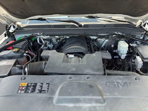 Used 2016 GMC Yukon XL Denali w/ Open Road Package AWD/4WD image 23