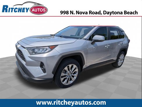 Used 2021 Toyota RAV4 XLE Premium FWD image 1