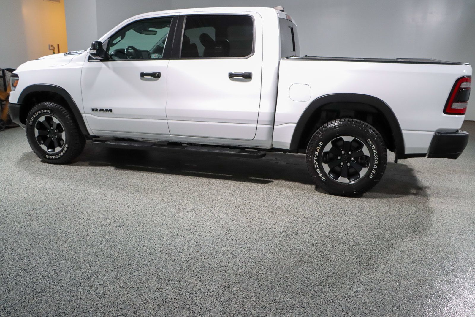 Used 2021 RAM 1500 Rebel w/ Level 1 Equipment Group AWD/4WD image 10