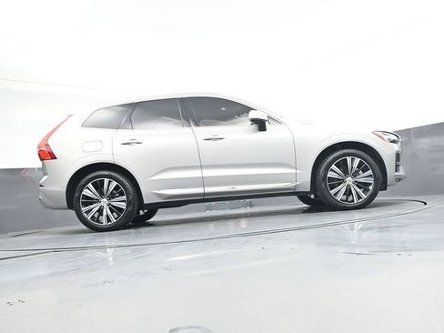 Used 2022 Volvo XC60 B5 Inscription w/ Protection Package Premier FWD image 31